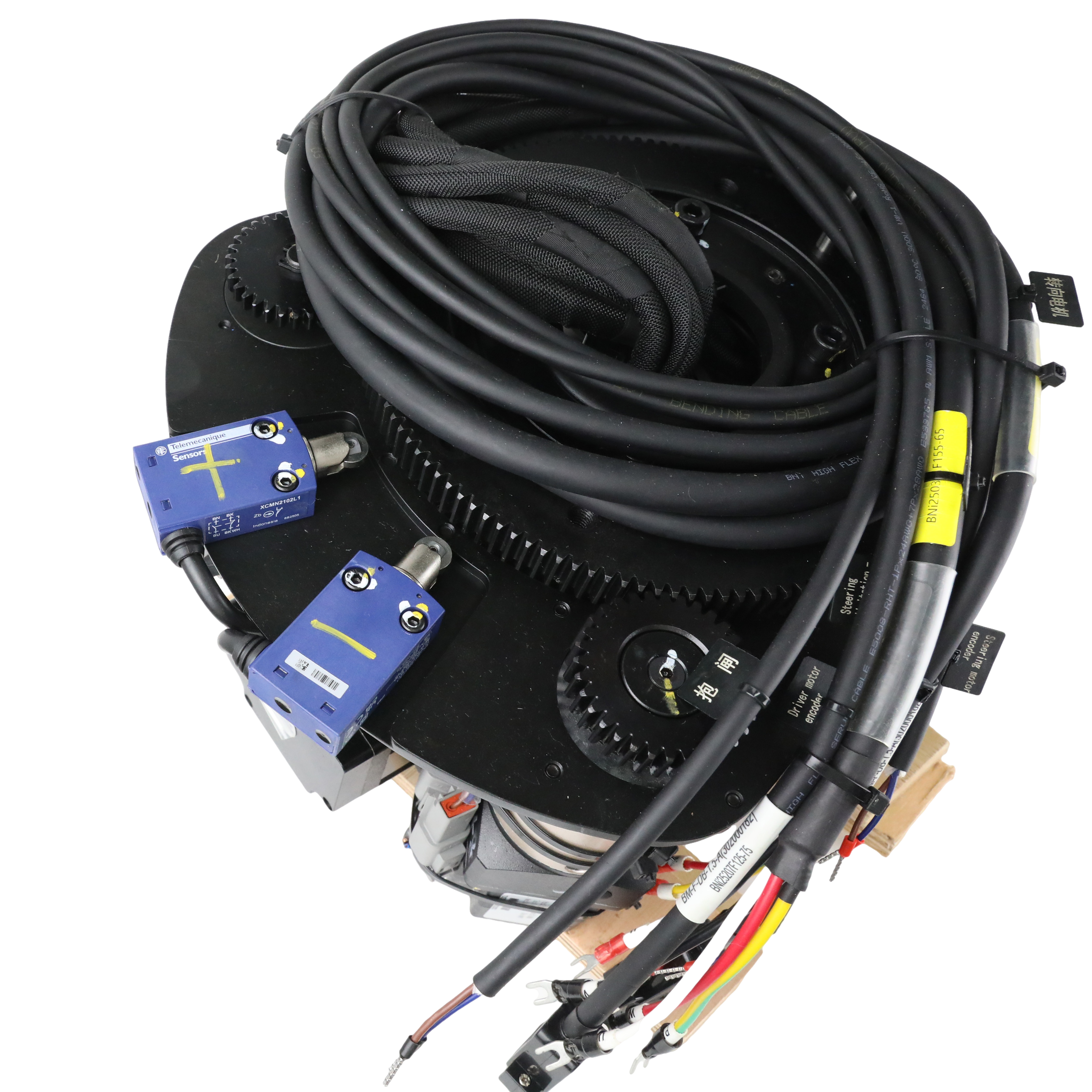 Applied to the steering wheel on heavy-duty AGV-3